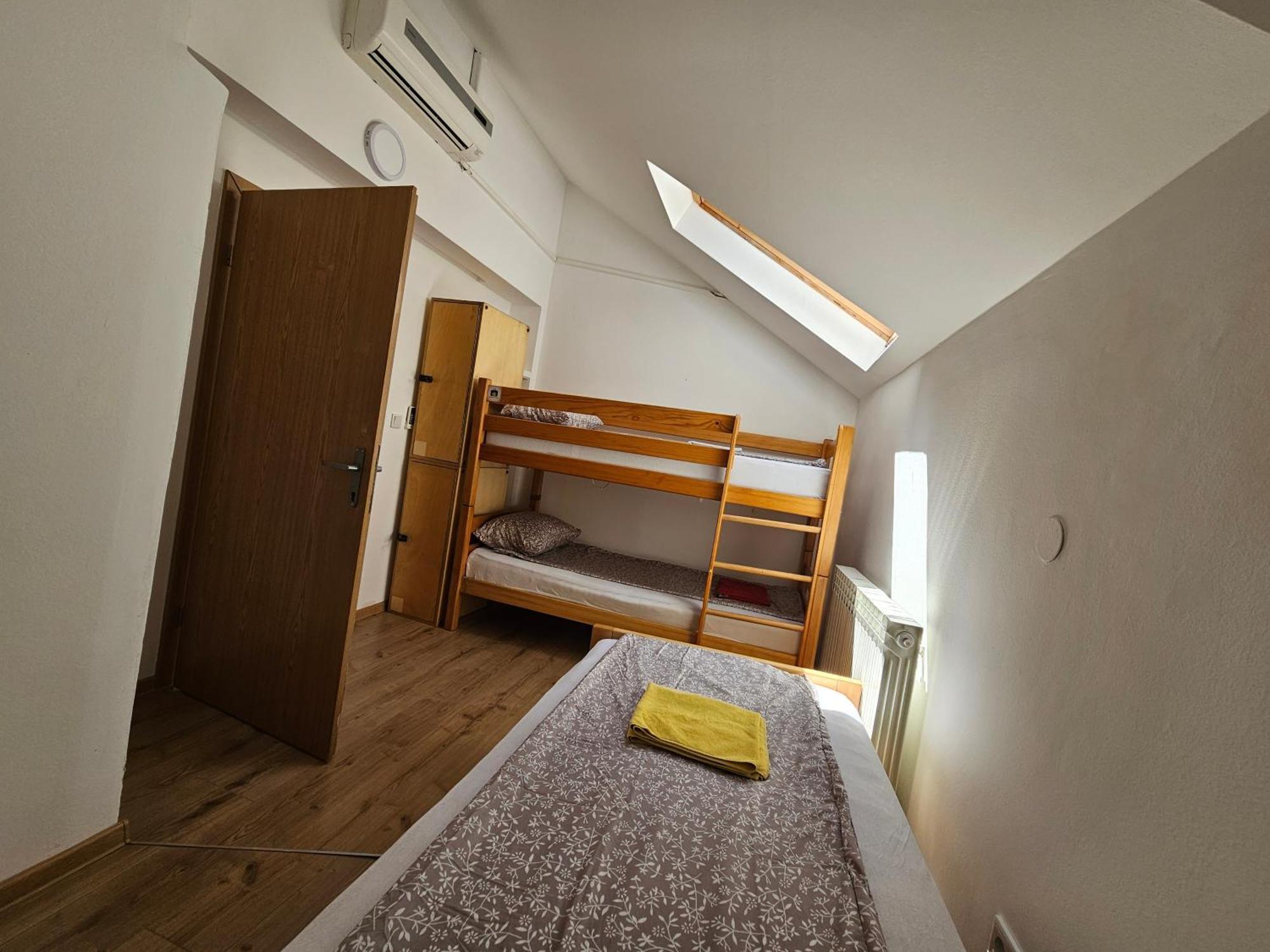Leopold Chillout Hostel SJJ Exterior foto